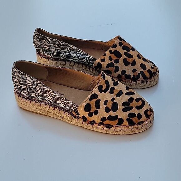 10 SOFT SURROUNDINGS ANIMAL PRINT LEOPARD ROPE ESPADRILLE SLIP ON SHOES - Picture 1 of 12